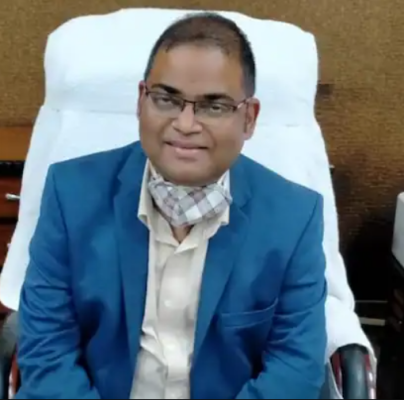 नोएडा प्राधिकरण के नए मुख्य कार्यकारी अधिकारी (CEO) आईएएस कृष्णा करुणेश की तस्वीर