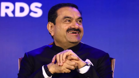 दावोस 2026 में गौतम अदाणी और भारत में ₹6 लाख करोड़ का निवेश प्रोजेक्ट
