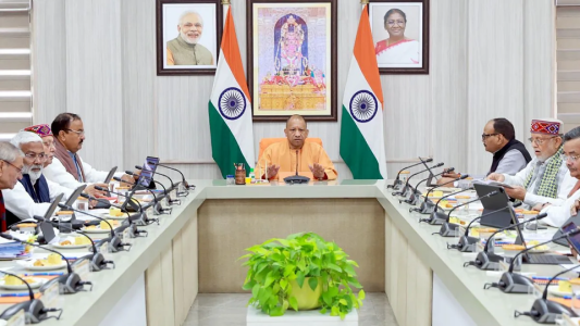 CM Yogi Adityanath addressing meeting on Chinese Manjha ban in UP.