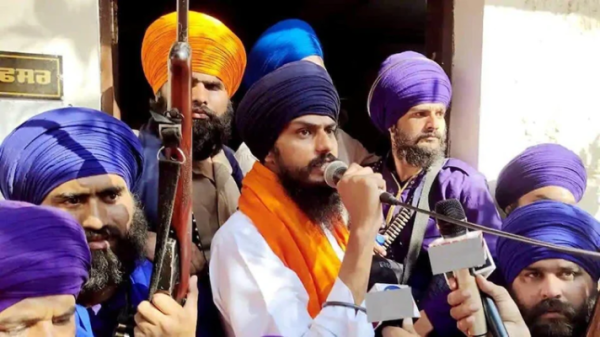 डिब्रूगढ़ जेल में बंद सांसद अमृतपाल सिंह की फाइल फोटो।