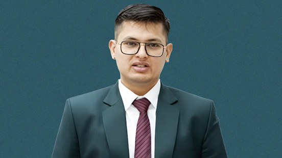 UPSC 2026 टॉपर अनुज अग्निहोत्री (AIR 1) की फोटो।