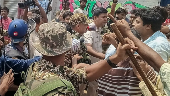 पश्चिम बंगाल चुनाव के दौरान बीरभूम में तैनात सुरक्षा बल।
