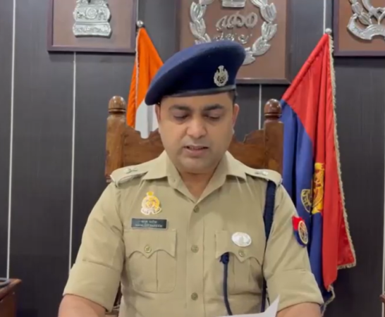 सीबीगंज इंस्पेक्टर प्रदीप चतुर्वेदी