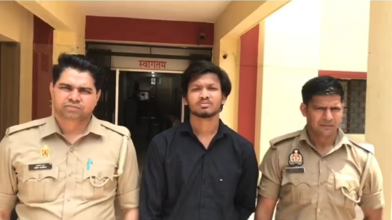 मुजफ्फरनगर पुलिस द्वारा गिरफ्तार आरोपी की तस्वीर।