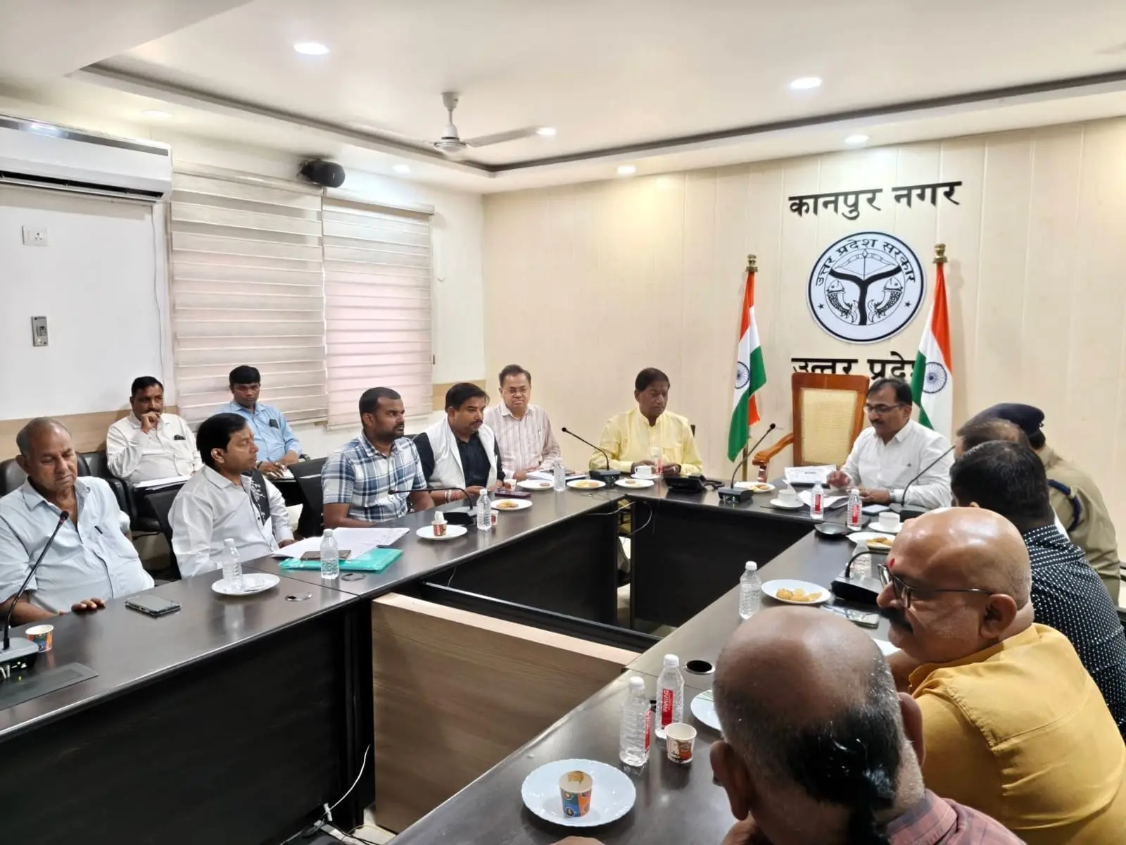 कानपुर में जगन्नाथ रथयात्रा 2026 की तैयारियों को लेकर विधायक सलिल विश्नोई की अध्यक्षता में हुई बैठक का चित्र